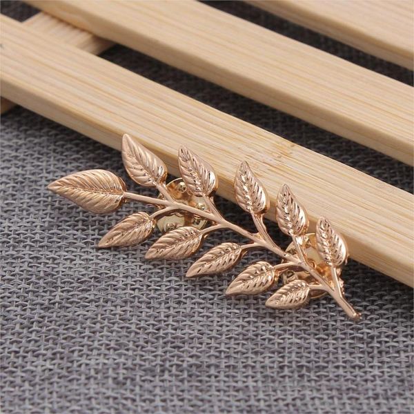 pins, brooches gold silver color leaf shape metal badge women charm collar lapel brooch pins fashion jewelry party garment accessories, Gray
pins, brooches gold silver color leaf shape metal badge women charm collar lapel brooch pins fashion jewelry party garment accessories, Gray