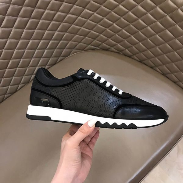 2021ss luxury designer men sneakers fashion true leather platform shoes 2 colors flat casual party wedding shoes with box, Black
2021ss luxury designer men sneakers fashion true leather platform shoes 2 colors flat casual party wedding shoes with box, Black