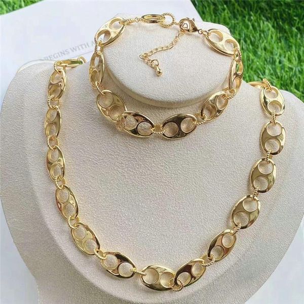 pendant necklaces 3set/lot design plated necklace/bracelet,cute simple and generous set jewelry, copper jewelry wholesale, Silver
pendant necklaces 3set/lot design plated necklace/bracelet,cute simple and generous set jewelry, copper jewelry wholesale, Silver