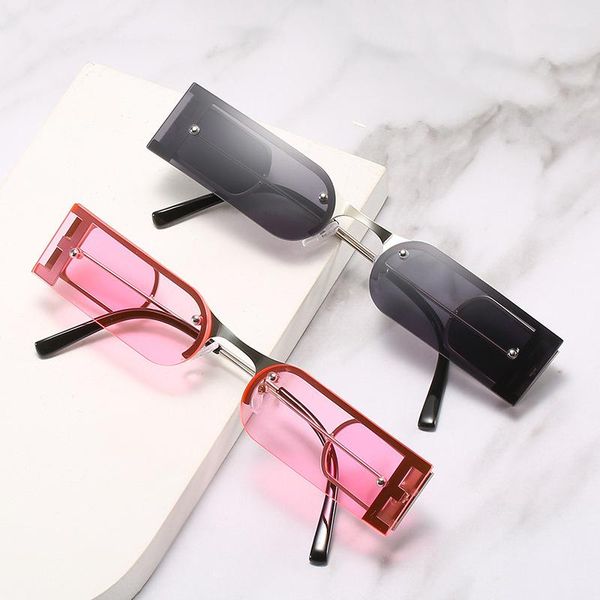 fashion semi-circular sunglasses trend metal small frame women wild street driving glasses, White;black
fashion semi-circular sunglasses trend metal small frame women wild street driving glasses, White;black