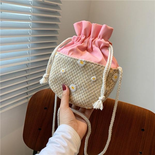 duffel bags woven small bag female 2021 summer style straw lace chrysanthemum one-shoulder fashion messenger
duffel bags woven small bag female 2021 summer style straw lace chrysanthemum one-shoulder fashion messenger