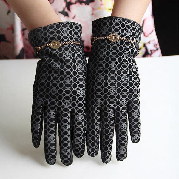 five fingers gloves fashion sheepskin genuine leather printed chain women' gifts s2616, Blue;gray
five fingers gloves fashion sheepskin genuine leather printed chain women' gifts s2616, Blue;gray