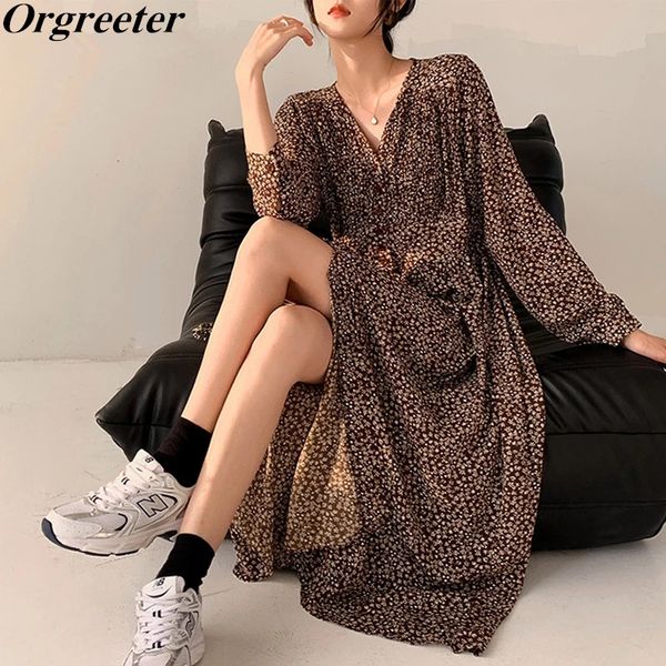 spring v-neck floral printted knee-length dress long-sleeved autumn casual single-breasted women 210525, Black;gray
spring v-neck floral printted knee-length dress long-sleeved autumn casual single-breasted women 210525, Black;gray