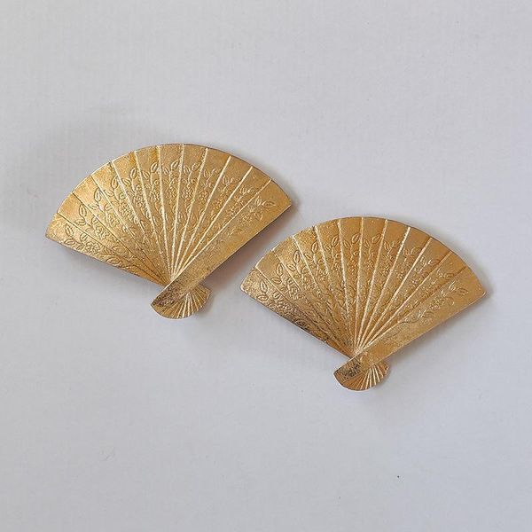 decorative objects & figurines golden fan wall hanging picture frame shooting props resin abstract art pendant indoor home decoration
decorative objects & figurines golden fan wall hanging picture frame shooting props resin abstract art pendant indoor home decoration
