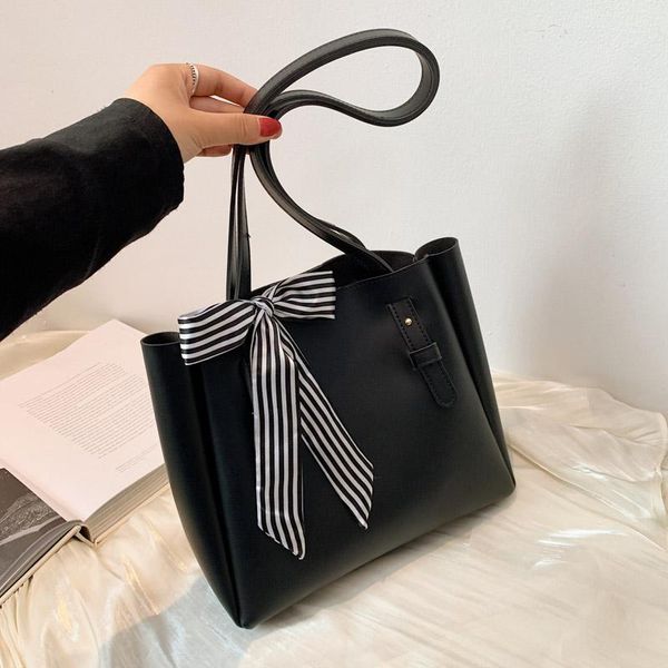 evening bags large women's bag ribbnsdecoration capacity big soft leather casual totes female handbags shoulder crossbody
evening bags large women's bag ribbnsdecoration capacity big soft leather casual totes female handbags shoulder crossbody