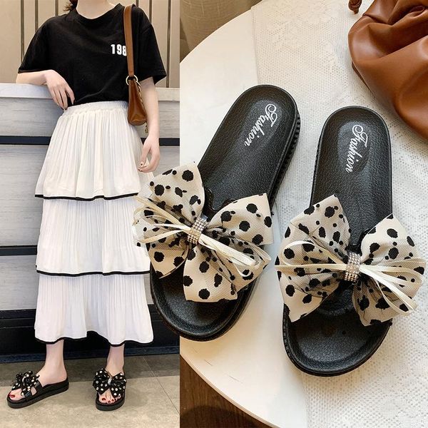 slippers 2021 fashion women sandals thick high-heeled small bow flat ladies summer outdoor beach causal, Black
slippers 2021 fashion women sandals thick high-heeled small bow flat ladies summer outdoor beach causal, Black