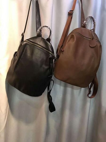 backpack retro women's genuine leather bag casual waterproof real cowhide backpacks female luxury back pack women travel bagpack
backpack retro women's genuine leather bag casual waterproof real cowhide backpacks female luxury back pack women travel bagpack