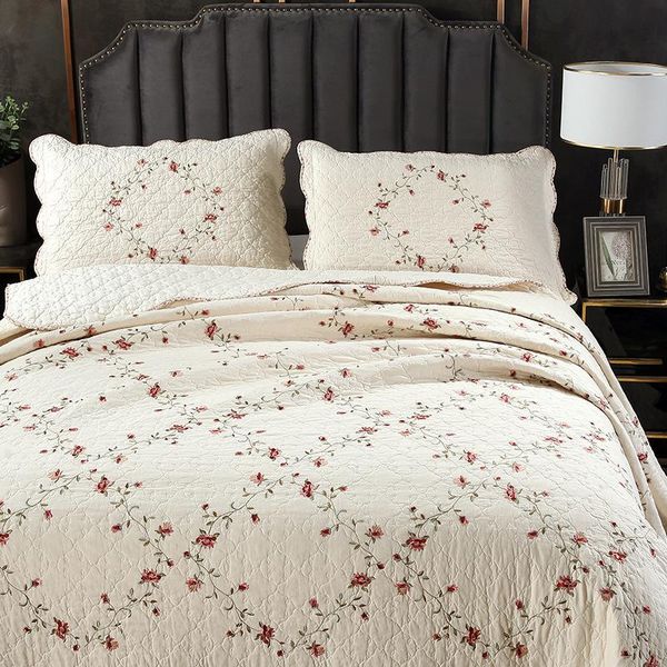 comforters & sets european embroidery pure cotton 3-piece set bed cover washed quilt thickened sheet with gypsophila embroidered
comforters & sets european embroidery pure cotton 3-piece set bed cover washed quilt thickened sheet with gypsophila embroidered