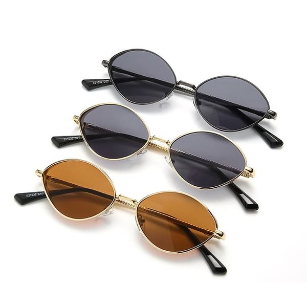 sunglasses fashion oval diamond threaded legs for women -selling outdoor driving street shooting glasses, White;black
sunglasses fashion oval diamond threaded legs for women -selling outdoor driving street shooting glasses, White;black