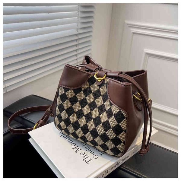 handbags bags meimu color contrast women's 2021 fashion texture ins messenger armpit autumn and winter bucket bag, Black;red 
handbags bags meimu color contrast women's 2021 fashion texture ins messenger armpit autumn and winter bucket bag, Black;red