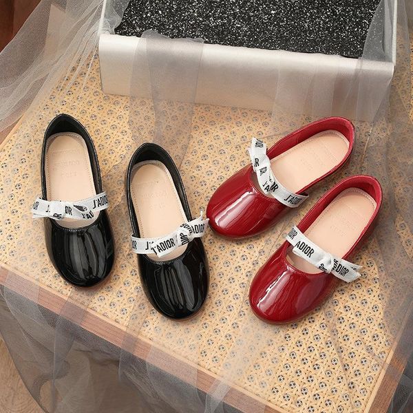 flat shoes girls pu leather princess dress single child spring autumn baby casual sandals toddler breathable school, Black;grey
flat shoes girls pu leather princess dress single child spring autumn baby casual sandals toddler breathable school, Black;grey