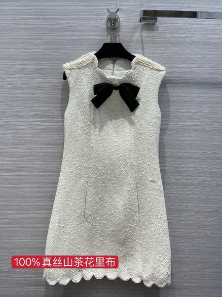 casual dresses mini bow dress 2022 spring elegant handmade beaded retro floral wave edge silk lining sleeveless short, Black;gray
casual dresses mini bow dress 2022 spring elegant handmade beaded retro floral wave edge silk lining sleeveless short, Black;gray