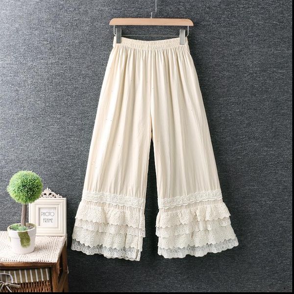 unique spring lace patchwork lacing womens capris wide leg vintage leggings, Black;white
unique spring lace patchwork lacing womens capris wide leg vintage leggings, Black;white