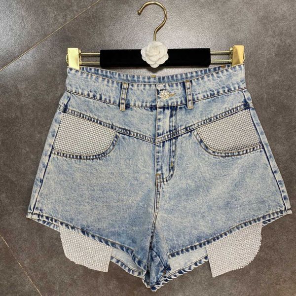 fabpop summer design high waist diamonds side light blue denim shorts women wide leg slim short jeans gb516 210709, White;black
fabpop summer design high waist diamonds side light blue denim shorts women wide leg slim short jeans gb516 210709, White;black