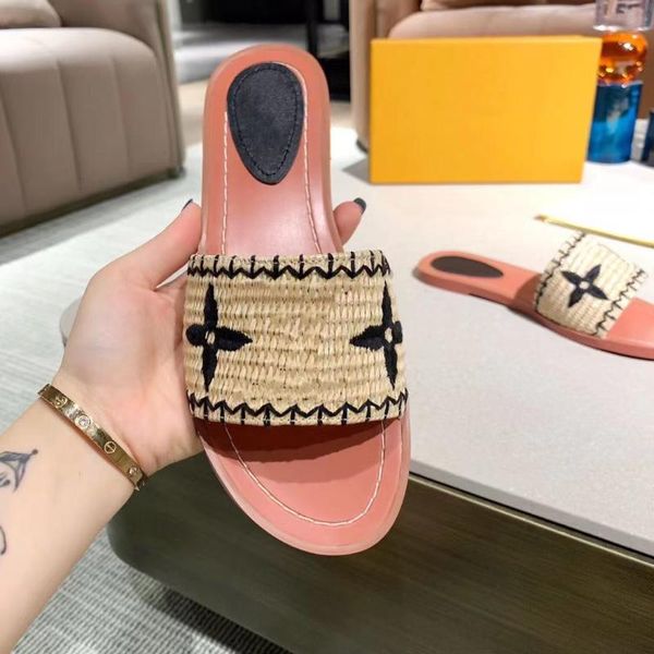 slippers ladies 2021 simple and comfortable embroidery flat bottom casual fashion, Black
slippers ladies 2021 simple and comfortable embroidery flat bottom casual fashion, Black
