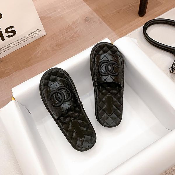 slippers summer 2021 fashion outwear casual mix flat platform sandal flip-flops, Black
slippers summer 2021 fashion outwear casual mix flat platform sandal flip-flops, Black