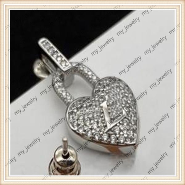fashion women earings heart jewelry luxurys designers earrings brands lady ear studs designer pearl earrings for girls 11110201t, Golden;silver
fashion women earings heart jewelry luxurys designers earrings brands lady ear studs designer pearl earrings for girls 11110201t, Golden;silver