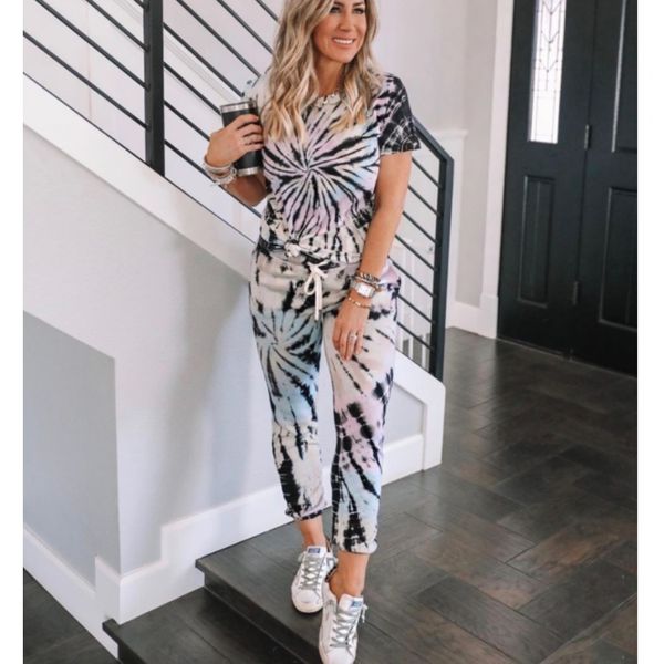 women's thermal underwear 2021 home wear 2-piece set summer tie dye printing short sleeve pants suit casual, Black;pink
women's thermal underwear 2021 home wear 2-piece set summer tie dye printing short sleeve pants suit casual, Black;pink