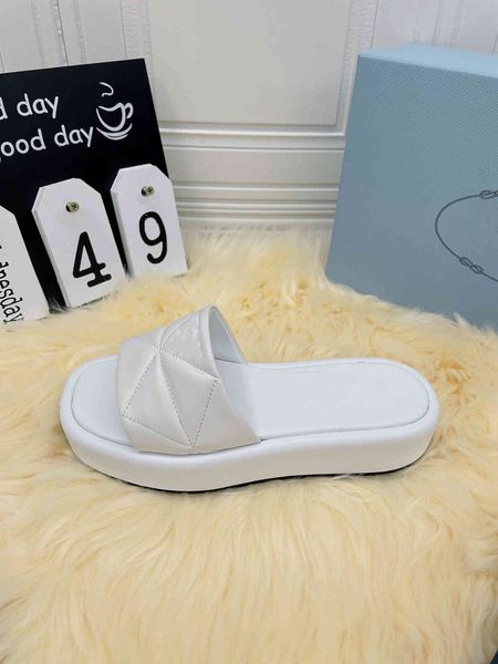high end 2021 new summer leisure everyday white black viscose shoes with thick soles zly zly
high end 2021 new summer leisure everyday white black viscose shoes with thick soles zly zly