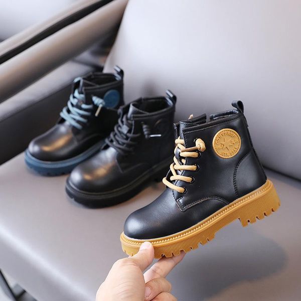 boots children' leather 2022 girls' korean fashion yellow bottom green boys, Black;grey
boots children' leather 2022 girls' korean fashion yellow bottom green boys, Black;grey