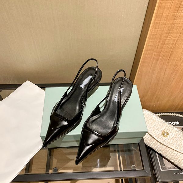2021 pointed cat heel women's shoes, spring leather sandals european and american catwalk models, inverted triangle french small heels, Black
2021 pointed cat heel women's shoes, spring leather sandals european and american catwalk models, inverted triangle french small heels, Black