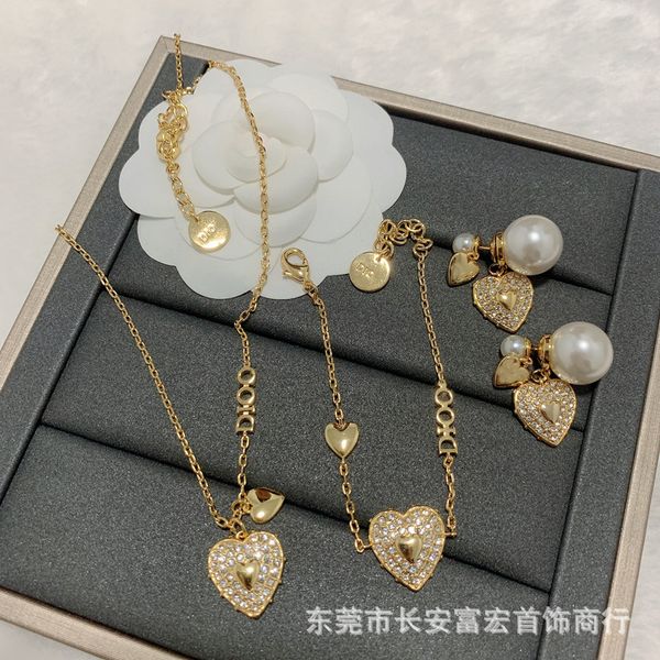 letter love pearl belt diamond necklace women's set earrings high version brass bracelet, Silver
letter love pearl belt diamond necklace women's set earrings high version brass bracelet, Silver