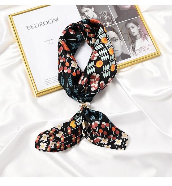 scarves 53*53cm women multifunction silk scarf eye florals prints casual small square wraps hijab bandanas for ladies 2021, Blue;gray
scarves 53*53cm women multifunction silk scarf eye florals prints casual small square wraps hijab bandanas for ladies 2021, Blue;gray