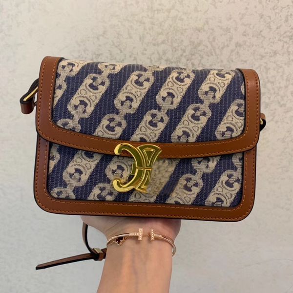 designer luxury storage bag cowhide canvas new presbyopia one shoulder messenger
designer luxury storage bag cowhide canvas new presbyopia one shoulder messenger