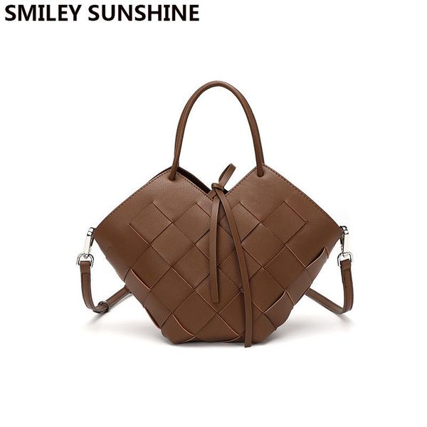 evening bags genuine leather women shoulder 2022 brand designer messenger cross body ladies small handbag handle bag
evening bags genuine leather women shoulder 2022 brand designer messenger cross body ladies small handbag handle bag