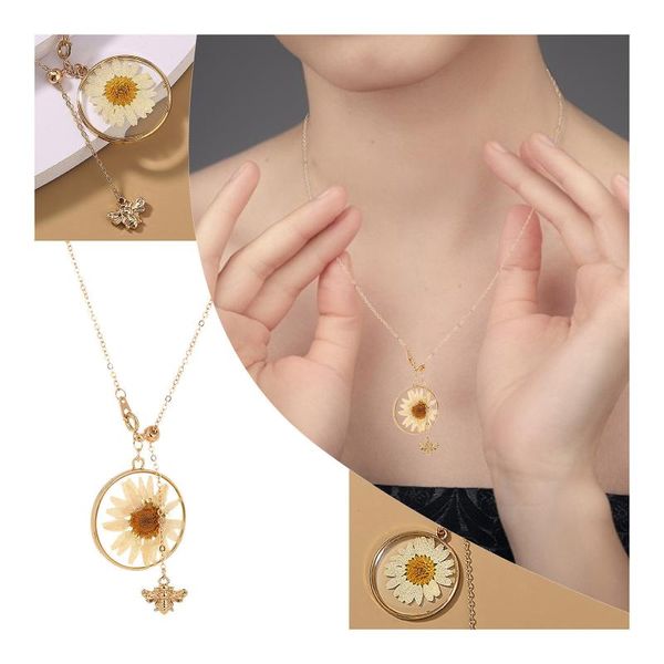 pendant necklaces trend natural chrysanthemum fresh small bee single necklace dry huanqi chain classic fashion creative decorative artwork, Silver
pendant necklaces trend natural chrysanthemum fresh small bee single necklace dry huanqi chain classic fashion creative decorative artwork, Silver