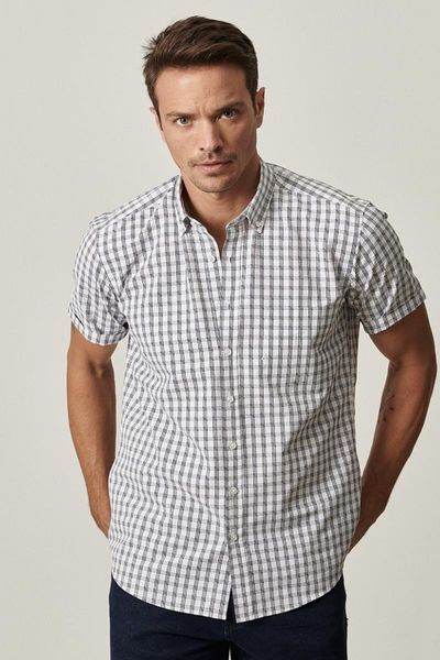 men's dress shirts shirt white-navy regular fit short-sleeve, White;black 
men's dress shirts shirt white-navy regular fit short-sleeve, White;black