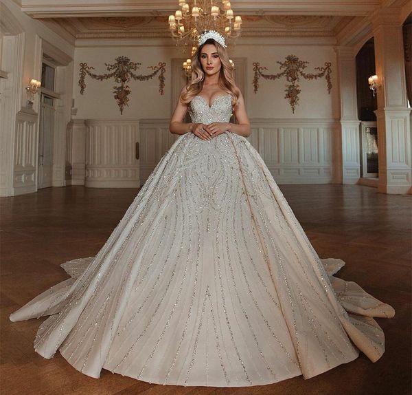 luxury dubai beading ball gown wedding dresses sweetheart crystal bridal gowns plus size custom made vestidos de novia, White
luxury dubai beading ball gown wedding dresses sweetheart crystal bridal gowns plus size custom made vestidos de novia, White