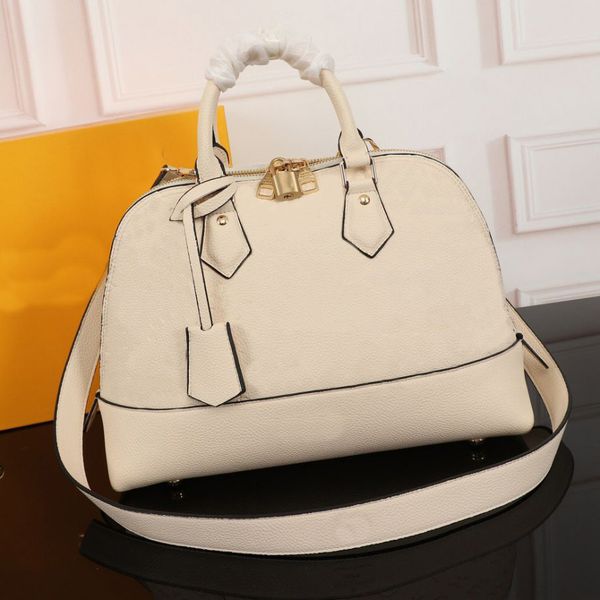 embossed leather print coin bag single shoulder bag simple atmosphere zipper corrugated cowhide shell handbag large capacity dust
embossed leather print coin bag single shoulder bag simple atmosphere zipper corrugated cowhide shell handbag large capacity dust