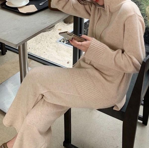 women's two piece pants koran fashion clothing hooded knitted suit women autumn winter wide leg streetwear sweater 2 set ladies 2021, White
women's two piece pants koran fashion clothing hooded knitted suit women autumn winter wide leg streetwear sweater 2 set ladies 2021, White