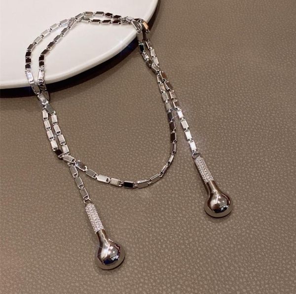 pendant necklaces personality trend hip-hop men necklace creative earphone-shape shiny rhinestone cool super flash women sweater chain, Silver
pendant necklaces personality trend hip-hop men necklace creative earphone-shape shiny rhinestone cool super flash women sweater chain, Silver