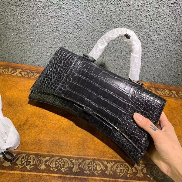 handbag fashion luxurys designers women shoulder bags crocodile pattern hourglass bag embossed cowhide purse no box
handbag fashion luxurys designers women shoulder bags crocodile pattern hourglass bag embossed cowhide purse no box