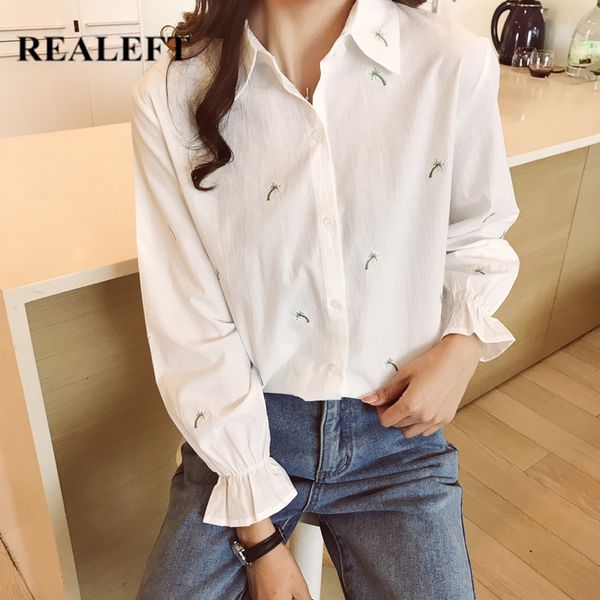 spring white cotton embroidery women's shirt female blouse flare sleeve turn-down collar korean style blouses 210428
spring white cotton embroidery women's shirt female blouse flare sleeve turn-down collar korean style blouses 210428