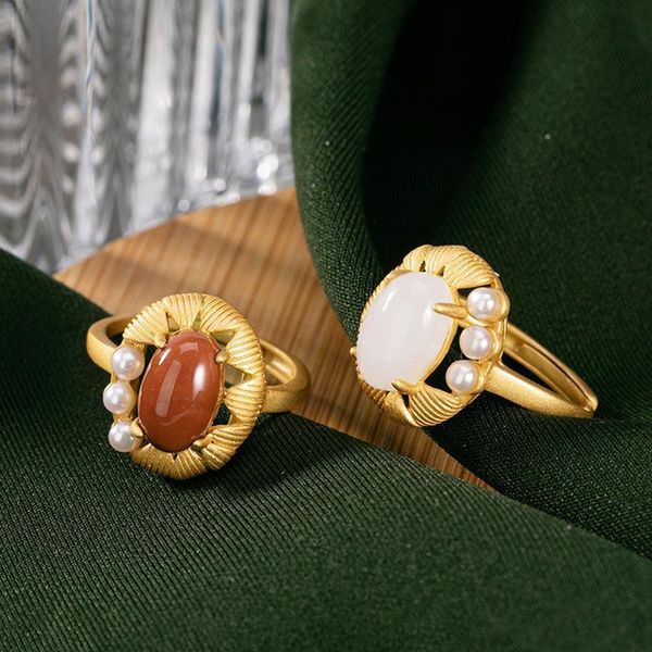 original silver inlaid natural southern red agate hetian jade pearl niche design light luxury women open adjustable ring cluster rings, Golden;silver
original silver inlaid natural southern red agate hetian jade pearl niche design light luxury women open adjustable ring cluster rings, Golden;silver