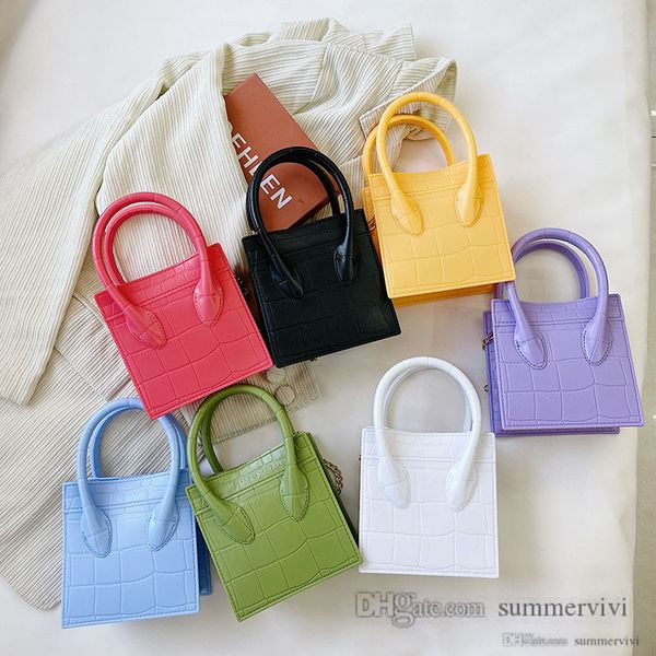 fashion kids crocodile grain silicone handbags girls metals chain single shoulder bags children square messenger bags q4160, Black
fashion kids crocodile grain silicone handbags girls metals chain single shoulder bags children square messenger bags q4160, Black