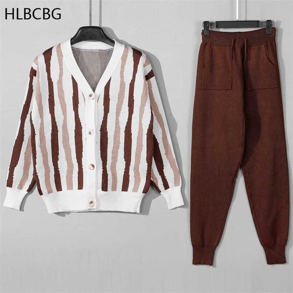 hlbcbg women harem pants tracksuits auutmn winter warm hooded 2/ two piece women sweater sets sportwear outfits knitted suits 211126, White
hlbcbg women harem pants tracksuits auutmn winter warm hooded 2/ two piece women sweater sets sportwear outfits knitted suits 211126, White