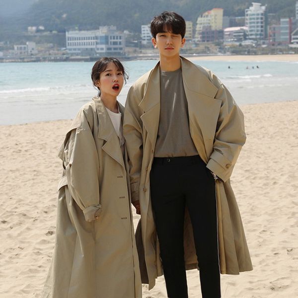 men's loose trench coat casual oversize windbreaker with belt trend handsome o vercoat long coat 2021 new autumn fashion, Tan;black
men's loose trench coat casual oversize windbreaker with belt trend handsome o vercoat long coat 2021 new autumn fashion, Tan;black