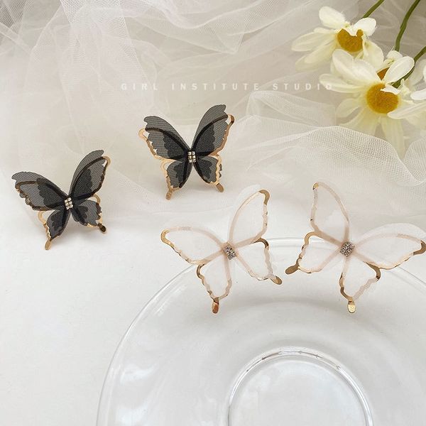gold plated lace sweet butterfly earrings, Black
gold plated lace sweet butterfly earrings, Black