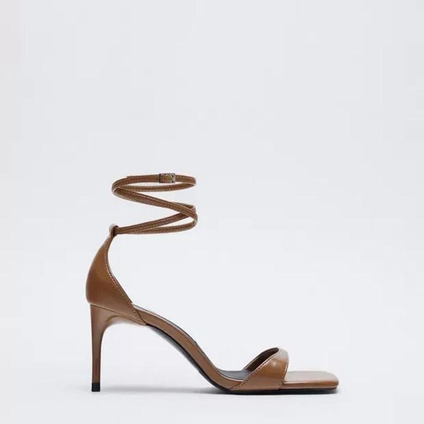 dress shoes sandals comfort for women large size high heels suit female beige square toe big high-heeled black girls fashion 2021
dress shoes sandals comfort for women large size high heels suit female beige square toe big high-heeled black girls fashion 2021