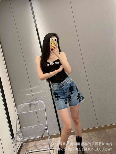 ch luoxin 2021ss cross high waist loose and versatile pants fashion denim shorts women, Blue
ch luoxin 2021ss cross high waist loose and versatile pants fashion denim shorts women, Blue