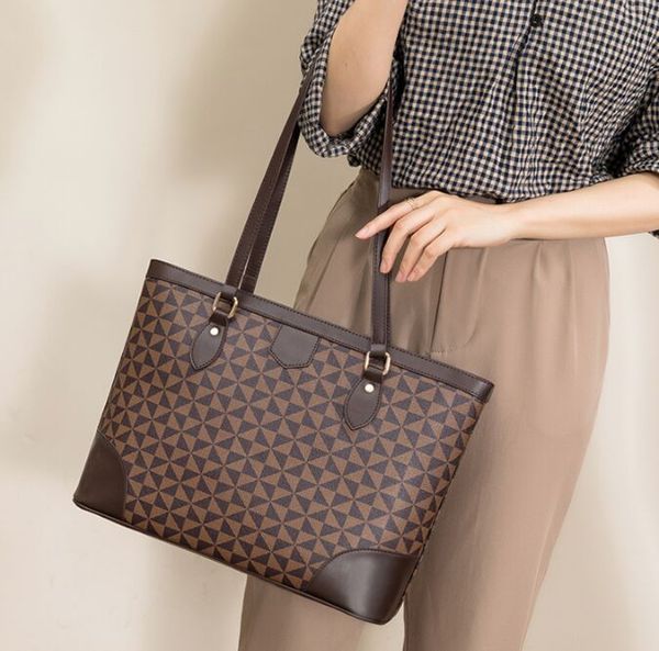 handbags purses genuine leather women tote bags purse fashion shoulder bags flower checkers grid
handbags purses genuine leather women tote bags purse fashion shoulder bags flower checkers grid