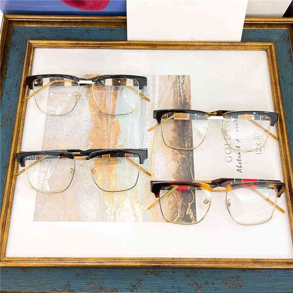 2022 factory wholesale fashion square frame glasses wu lei, lu han and jin same myopia flat lens, White;black
2022 factory wholesale fashion square frame glasses wu lei, lu han and jin same myopia flat lens, White;black