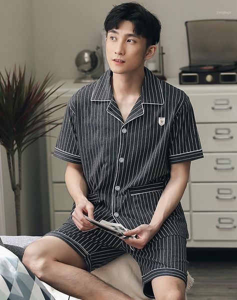 summer pure cotton short-sleeves&short-pants pajamas sets for men 2 pcs pyjamas sleepwear home clothes gray striped pijama men's, Black;brown
summer pure cotton short-sleeves&short-pants pajamas sets for men 2 pcs pyjamas sleepwear home clothes gray striped pijama men's, Black;brown