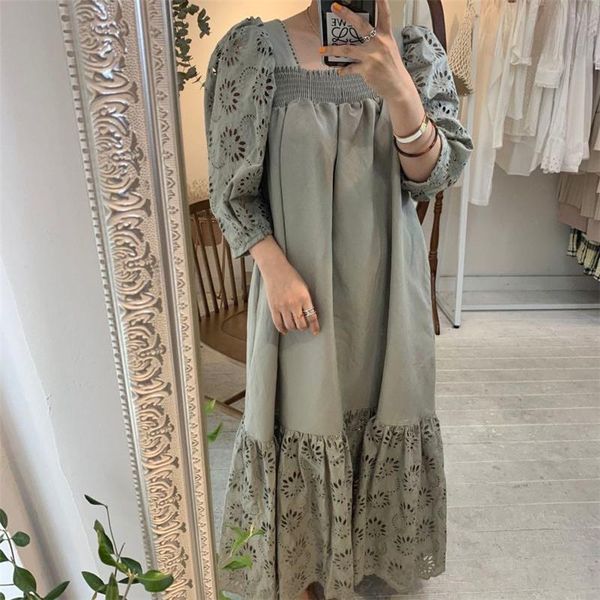 square collar retro hollow lace stitching loose dress women casual dresses, Black;gray
square collar retro hollow lace stitching loose dress women casual dresses, Black;gray