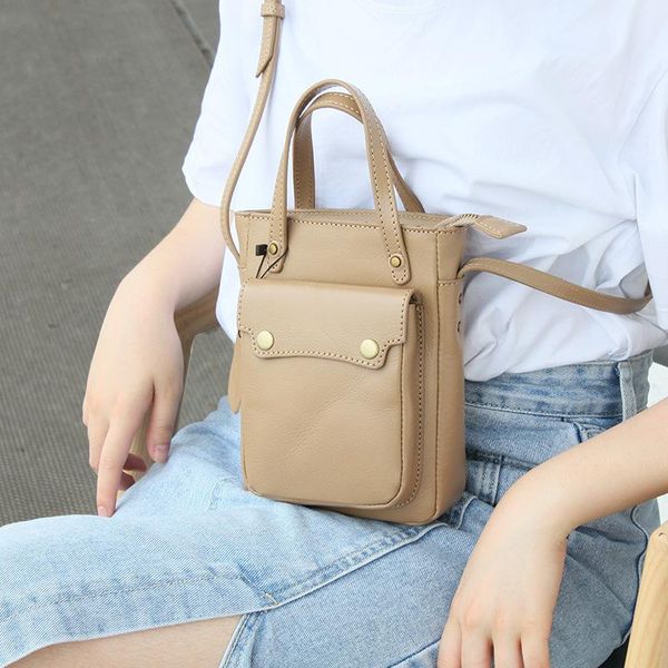 evening bags cowhide women's one-shoulder slant carry college retro casual small square bag
evening bags cowhide women's one-shoulder slant carry college retro casual small square bag