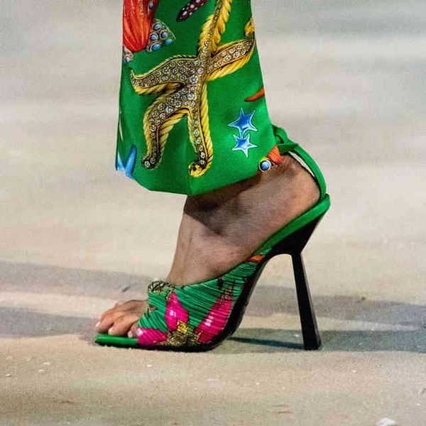 strap women ankle sandals printing flower square toe designer sandal female buckle wedding shoes sandalias mujer, Black
strap women ankle sandals printing flower square toe designer sandal female buckle wedding shoes sandalias mujer, Black